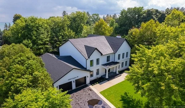 Featured image of Prestige Oakville